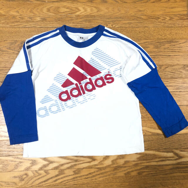 adidas(アディダス)のadidas 長袖Tシャツ 重ね着風 130＆140 黒×緑 2枚set キッズ/ベビー/マタニティのキッズ服男の子用(90cm~)(Tシャツ/カットソー)の商品写真