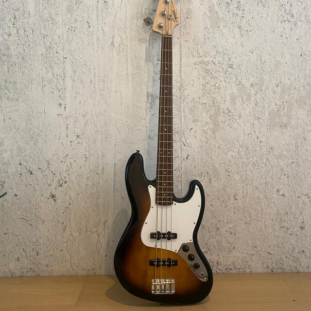 SQUIER】Affinity Jazz Bass Brown ベース 【在庫処分