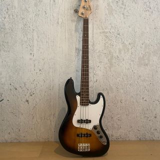 フェンダー(Fender)の【SQUIER】Affinity Jazz Bass Brown ベース(エレキベース)