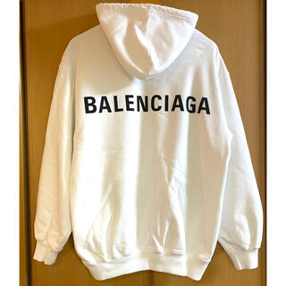 バレンシアガ(Balenciaga)の年末処分価格！【レシート付】BALENCIAGA ホワイト バックロゴ パーカー(パーカー)