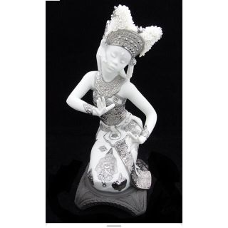 LLADRO リヤドロ バリ島の踊り手 ポーズ(置物)