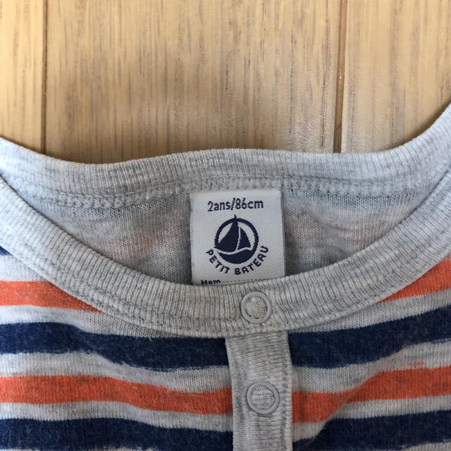 PETIT BATEAU(プチバトー)のプチバトー　パジャマ　86センチ　2歳 キッズ/ベビー/マタニティのベビー服(~85cm)(パジャマ)の商品写真