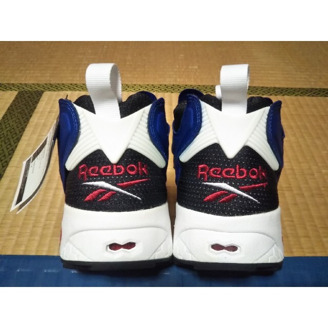 Reebok(リーボック)のREEBOK INSTA PUMP FURY OG TRICOLORE 25cm メンズの靴/シューズ(スニーカー)の商品写真