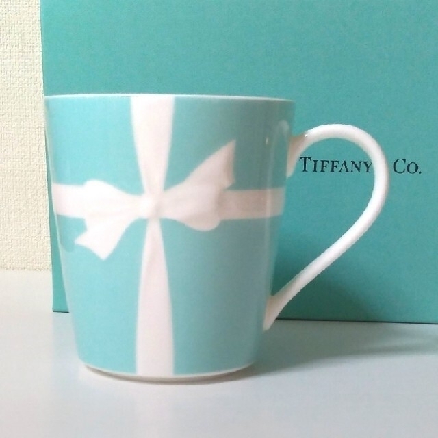 Tiffany & Co. - TIFFANY&Co. ニューヨーク本店 リボン柄 マグカップ 1