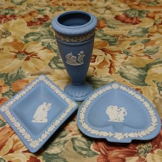 ウェッジウッド(WEDGWOOD)のウェッジウッド ジャスパー 花瓶 小皿 2枚 セット(小物入れ)