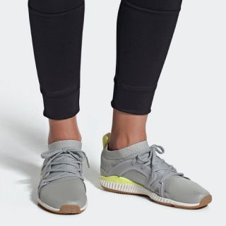 アディダスバイステラマッカートニー(adidas by Stella McCartney)の[adidas by Stella McCartney] トレーニングシューズ(スニーカー)