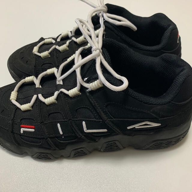 【BTS着用】最終値下げ????‍♂️FILA バリケード　ダッドスニーカー