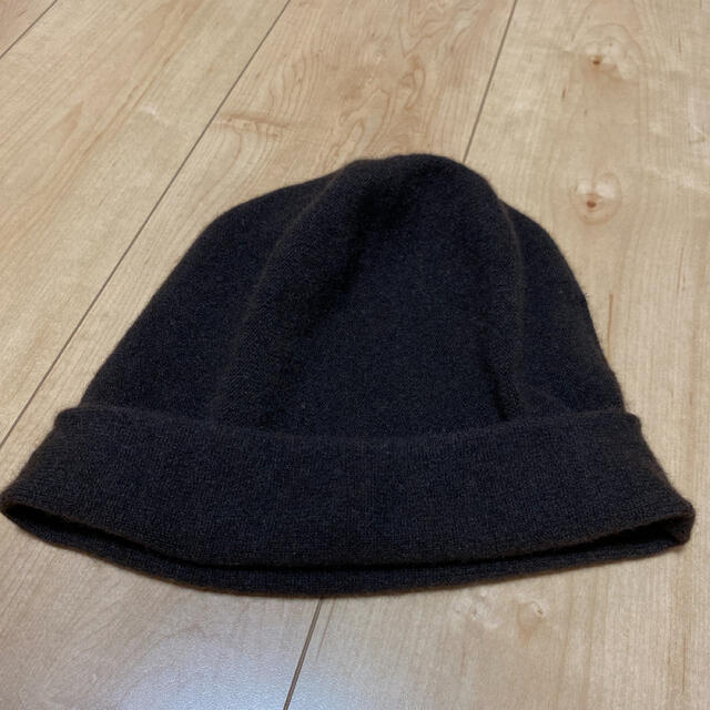 AURORA(アウロラ)のAURORA カシミヤ 100% ニットキャップ（ダークブラウン） レディースの帽子(ニット帽/ビーニー)の商品写真