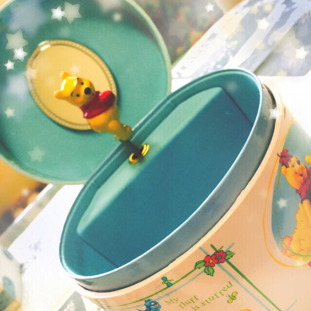 Disney(ディズニー)のプーさん♡オルゴールBOX インテリア/住まい/日用品のインテリア小物(オルゴール)の商品写真
