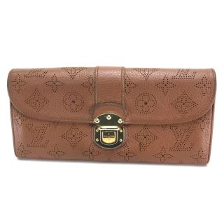 ルイヴィトン(LOUIS VUITTON)のルイヴィトン クラッチ・アメリア 長財布 M58124 マヒナ ブラウン(財布)