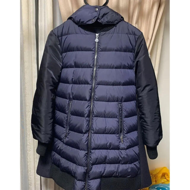 MONCLER(モンクレール)のMONCLER BLOIS モンクレール ブロワ　14A ネイビー レディースのジャケット/アウター(ロングコート)の商品写真