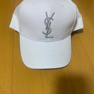 イブサンローラン(Yves Saint Laurent Beaute) 帽子の通販 1点 | イヴ