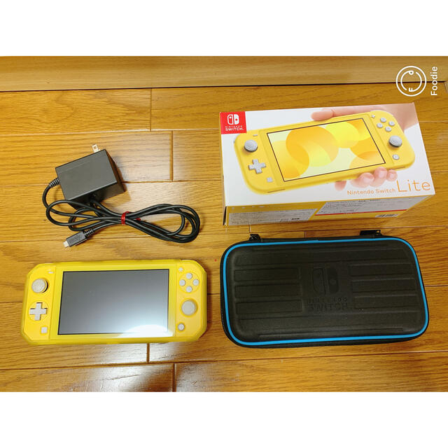 Nintendo Switch Lite イエロー　ケース付き