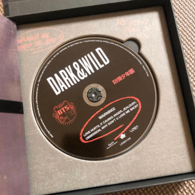 防弾少年団(BTS)(ボウダンショウネンダン)の※値下げ【BTS】DARK&WILD アルバム エンタメ/ホビーのCD(K-POP/アジア)の商品写真