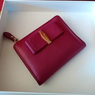 フェラガモ(Ferragamo)のFerragamo小銭入れ付カード財布(折り財布)