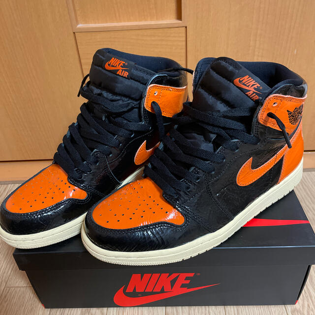 AIR JORDAN 1 SHATTERED BACKBOARD 3.0