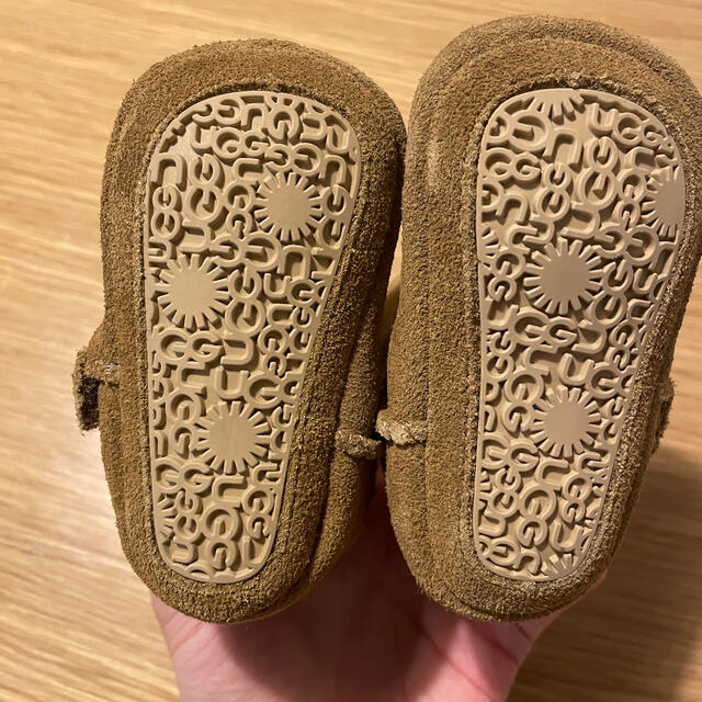 UGG(アグ)のUGG JESSE Ⅱ 赤ちゃん靴 キッズ/ベビー/マタニティのベビー靴/シューズ(~14cm)(ブーツ)の商品写真