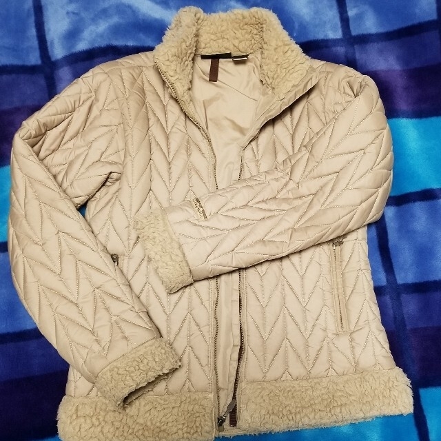 patagonia(パタゴニア)のpatagoniaアウター レディースのジャケット/アウター(ブルゾン)の商品写真
