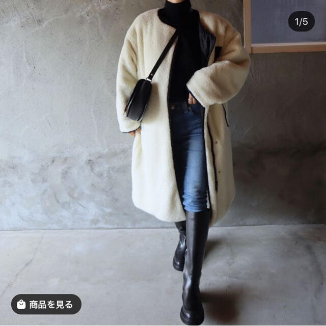専用！epaリバーシブルボアコートreversible coat"WHT×BLK レディースのジャケット/アウター(ロングコート)の商品写真