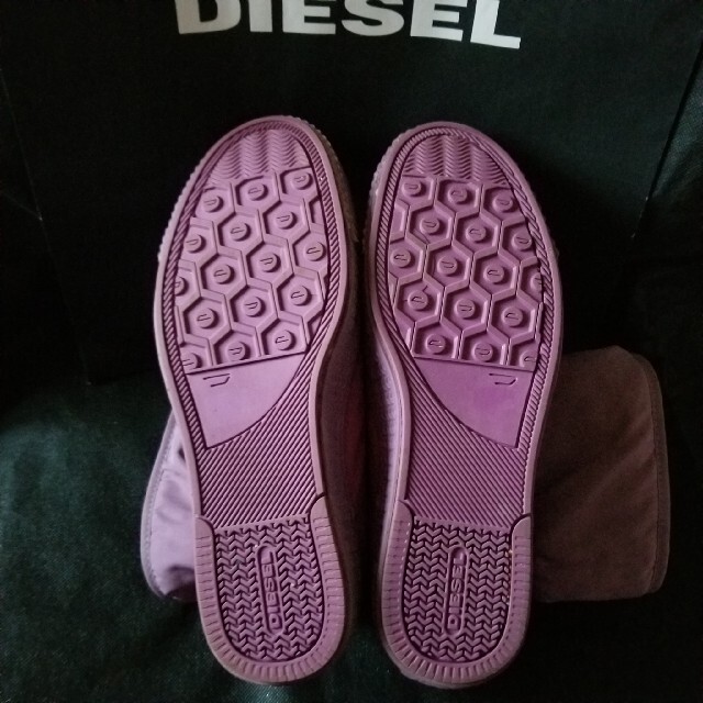 DIESEL(ディーゼル)のDIESELもこもこブーツ レディースの靴/シューズ(ブーツ)の商品写真