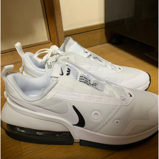 エミのサイ NIKE - 専用 NIKE emmi エアマックスの通販 by momomo's