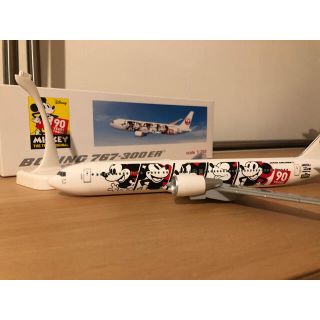 ジャル(ニホンコウクウ)(JAL(日本航空))の【値下げ】JAL ミッキーマウス90周年デザインモデル 1/200(キャラクターグッズ)