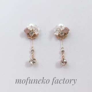 347》フラワーストーン【ミルキーピンク】ピアス/イヤリング ハンドメイド 花(ピアス)