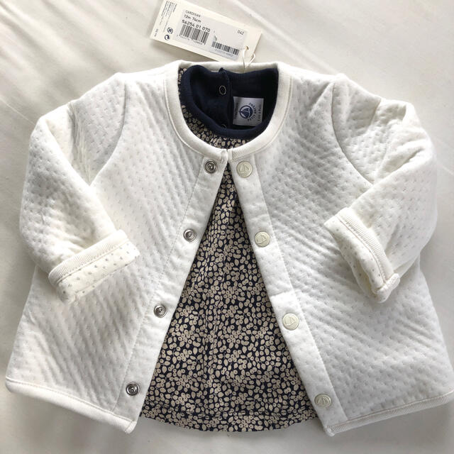 PETIT BATEAU(プチバトー)のプチバトー 12ヶ月 74㎝ (12mois) カットソー　カーディガン キッズ/ベビー/マタニティのベビー服(~85cm)(シャツ/カットソー)の商品写真