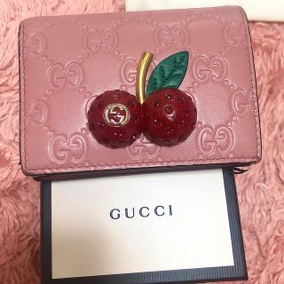 グッチ(Gucci)のまなみ様専用　gucci チェリー ウォレット(財布)