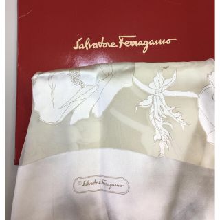 サルヴァトーレフェラガモ(Salvatore Ferragamo)のフェラガモ　スカーフ(バンダナ/スカーフ)