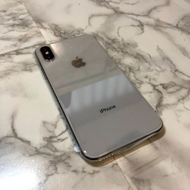 超美品の (かおり)iPhoneX simフリー 256GB シルバー スマートフォン