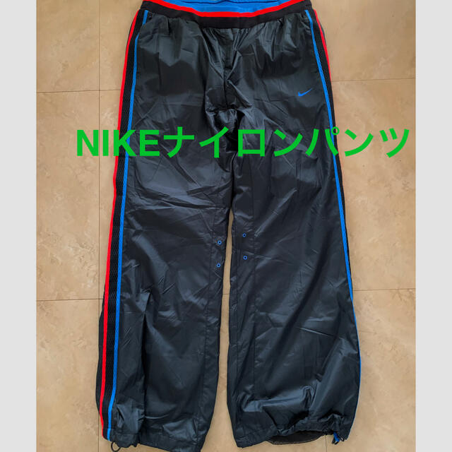 NIKE(ナイキ)のharu様専用　NIKEナイロンパンツ＆アディダスゴルシャツ＆アバクロセーター レディースのパンツ(カジュアルパンツ)の商品写真