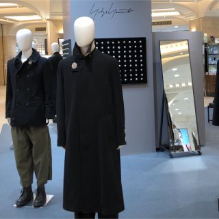 ヨウジヤマモト(Yohji Yamamoto)のYohji Yamamoto 銀ボタンコート(ステンカラーコート)