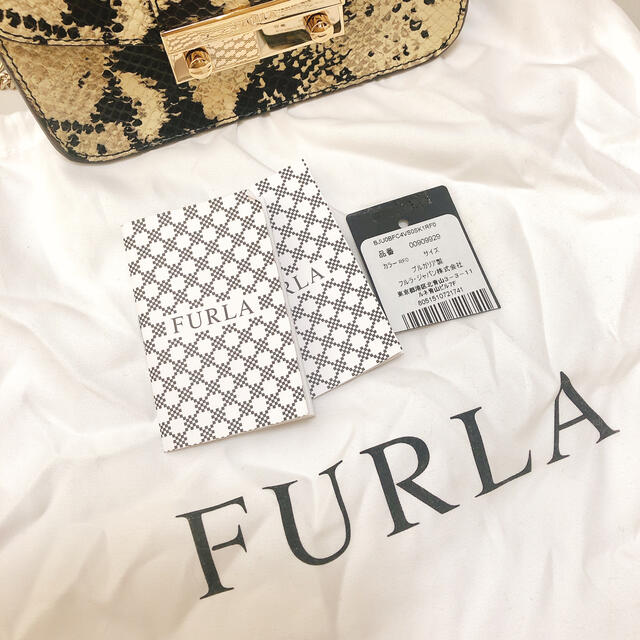 Furla(フルラ)の【限定値下げ】美品★金子綾さん愛用　フルラメトロポリスBAG レディースのバッグ(ショルダーバッグ)の商品写真