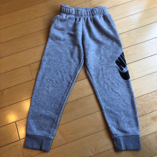 ナイキ(NIKE)のNIKE スウェットパンツ　裏起毛　kids 130(パンツ/スパッツ)