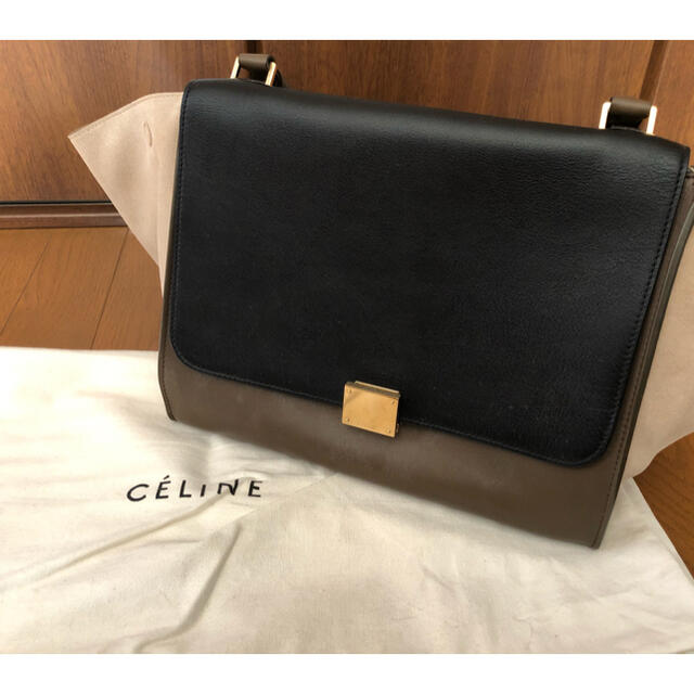 celine(セリーヌ)のセリーヌ♡本物　トラぺラーズバッグ レディースのバッグ(ハンドバッグ)の商品写真