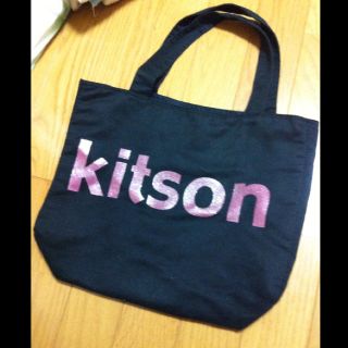 キットソン(KITSON)の手持ちバック(ハンドバッグ)