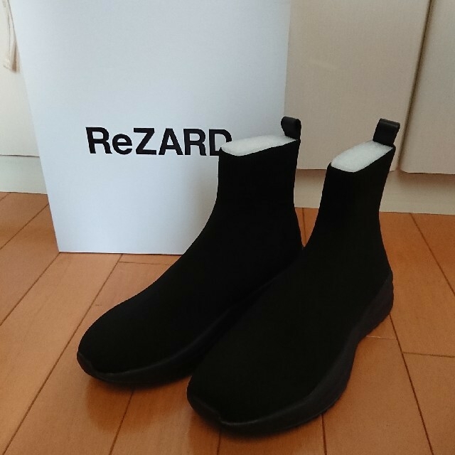 新品 ReZARD ロゴレスブラック ニットブーツ 39