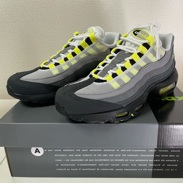 NIKE(ナイキ)のNIKE AIR MAX 95 OG イエローグラデ　25cm メンズの靴/シューズ(スニーカー)の商品写真