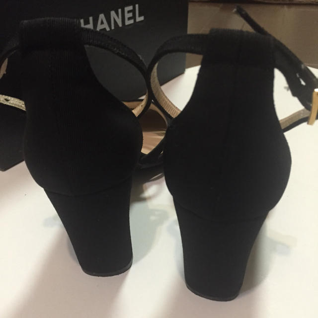 CHANEL(シャネル)のひだまり様 専用美品 シャネル  レディースの靴/シューズ(ハイヒール/パンプス)の商品写真