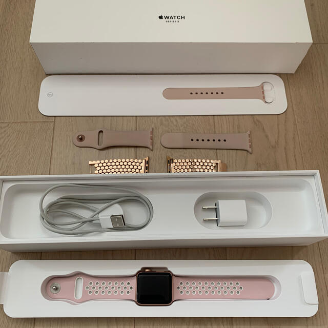 値下げ！美品！apple watch 3 GPSモデルバンド3本付き(純正含む) - その他