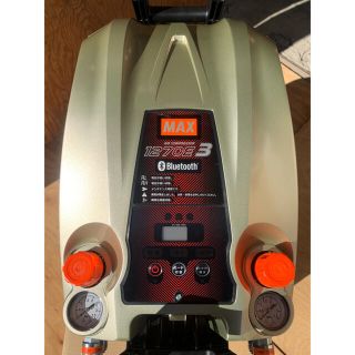 限定色! マックス MAX 高圧エアコンプレッサー AK-HH1270E3の ... マックス MAX 高圧エアコンプレッサー AK-HH1270E3 黒 2年保証!