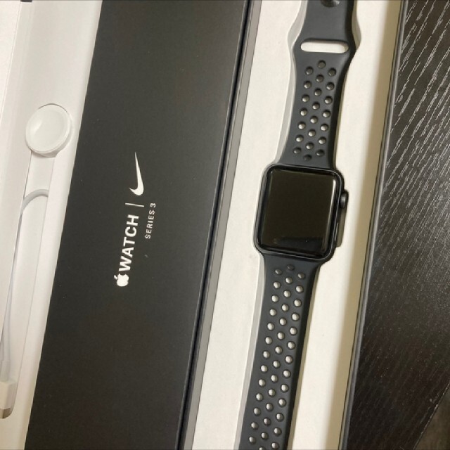 9142円 代引き手数料無料 Apple Watch Series 3 42mm GPSモデル ナイキモデル