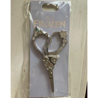 希少【ディズニーストア限定】マユ用はさみ　アナと雪の女王　Disney 希少【ディズニーストア限定】Disneyマユ用はさみアナと雪の女王