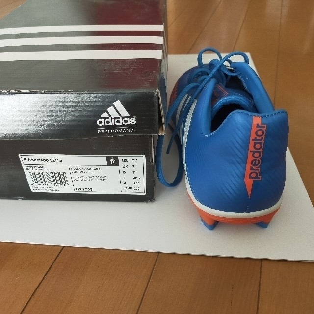 adidas(アディダス)の☆プレデタｰアブソラドLZ TRX HG☆サッカースパイク☆25.5cm☆美品☆ スポーツ/アウトドアのサッカー/フットサル(シューズ)の商品写真