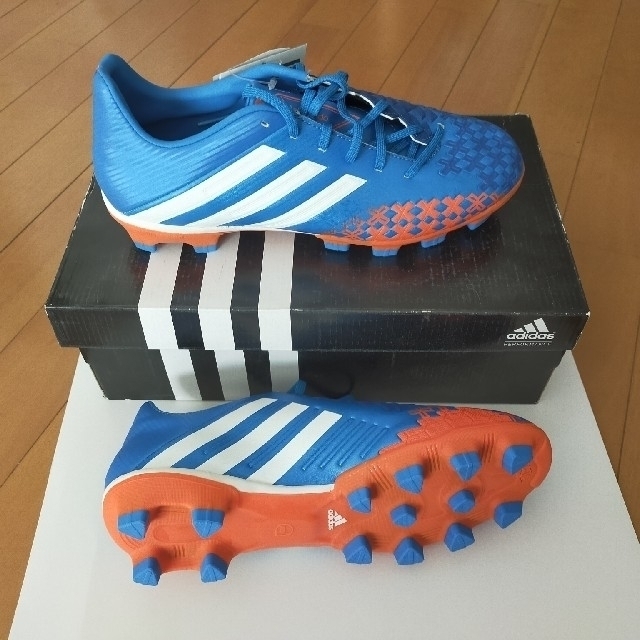 adidas(アディダス)の☆プレデタｰアブソラドLZ TRX HG☆サッカースパイク☆25.5cm☆美品☆ スポーツ/アウトドアのサッカー/フットサル(シューズ)の商品写真