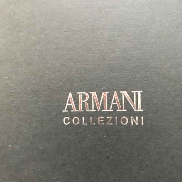 ARMANI COLLEZIONI(アルマーニ コレツィオーニ)のセロりん様　ARMANI COLLEZIONI  パスポートケース　未使用品 メンズのファッション小物(名刺入れ/定期入れ)の商品写真