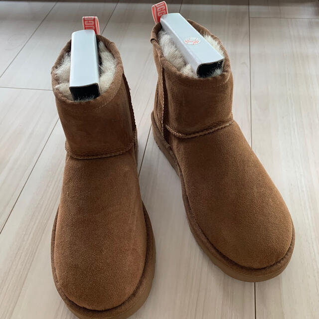 UGG(アグ)の正規品UGG レディースの靴/シューズ(ブーツ)の商品写真