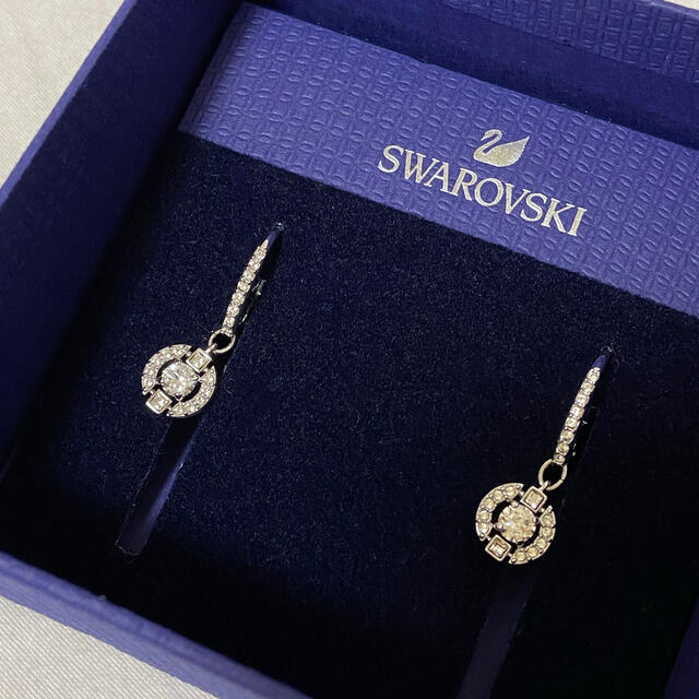 SWAROVSKI - SWAROVSKI SPARKLING DANCE ピアスの通販 by nao.ppp's