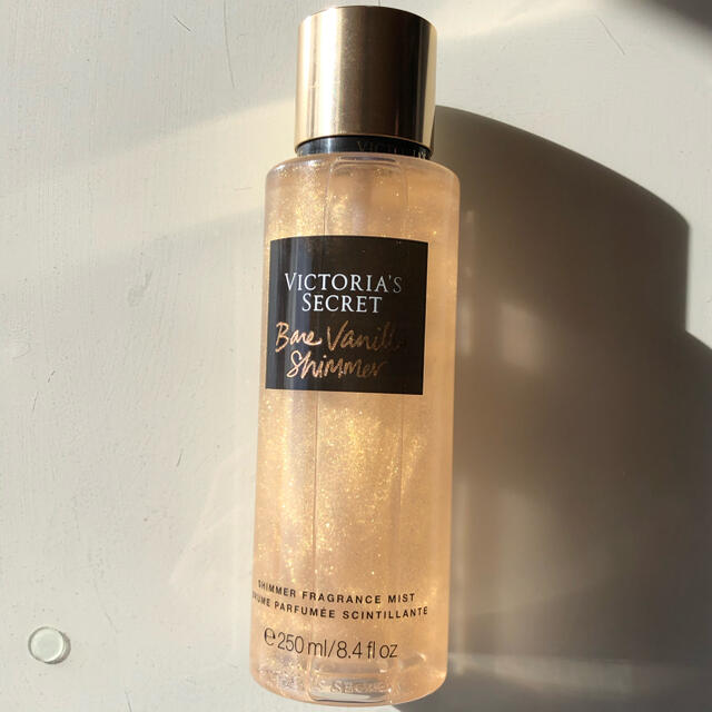 Victoria's Secret(ヴィクトリアズシークレット)のVictoria’s Secret Bane vanilla Shimmer コスメ/美容の香水(香水(女性用))の商品写真